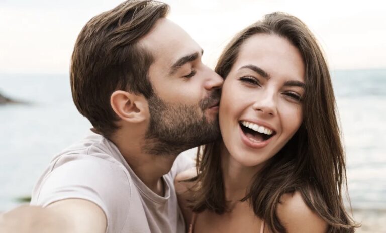 À 78 ans, j’ai vendu tous mes biens et acheté un aller simple pour retrouver mon âme sœur, mais la vie a pris un tournant inattendu.